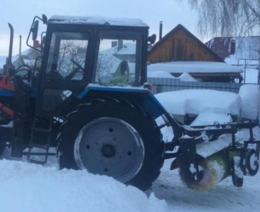 Уборочный трактор в аренду, дешево