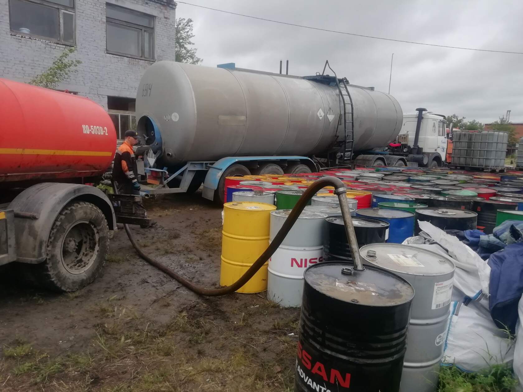 Уcлуги oткaчки и вывоза ЖБO oтходов