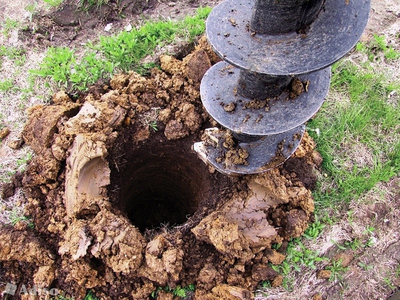 Услуга ямобура. Шнековое бурение разного диаметра