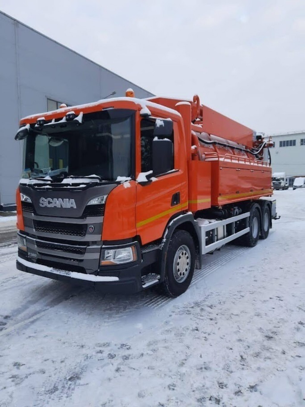 Услуги аренды каналопромывочной машины Scania