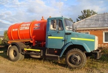 Услуги ассенизаторской машины, откачка септика
