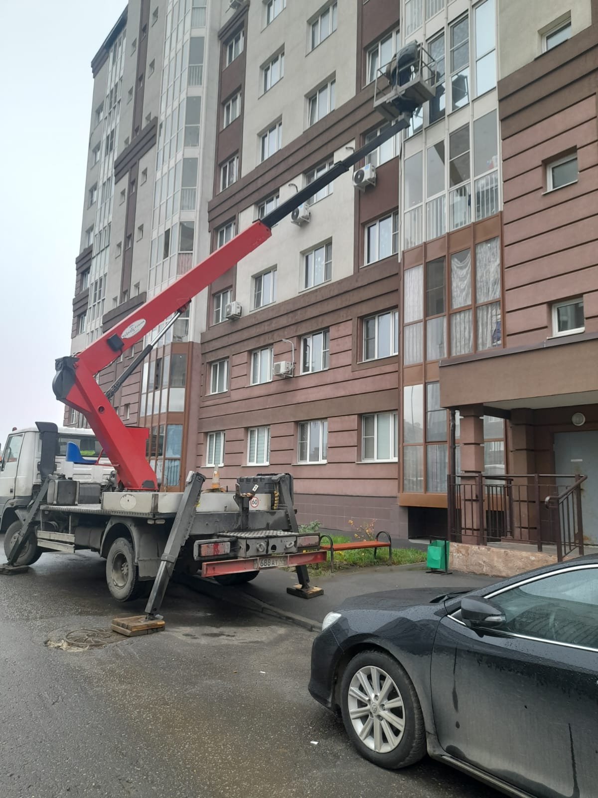 Услуги автовышки компактной, малогабаритной