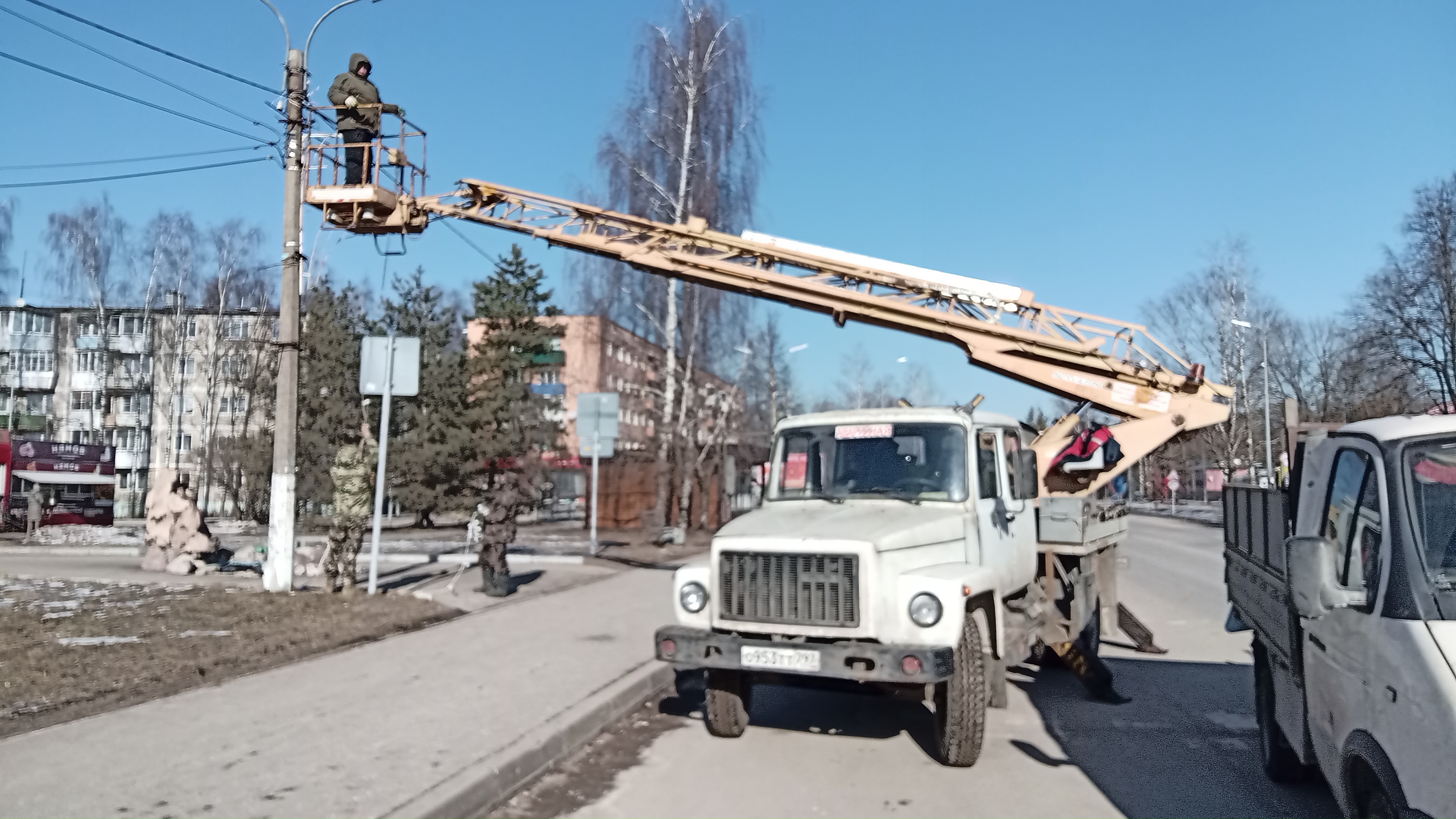 Услуги автовышки на базе ГАЗ 18м телескопической