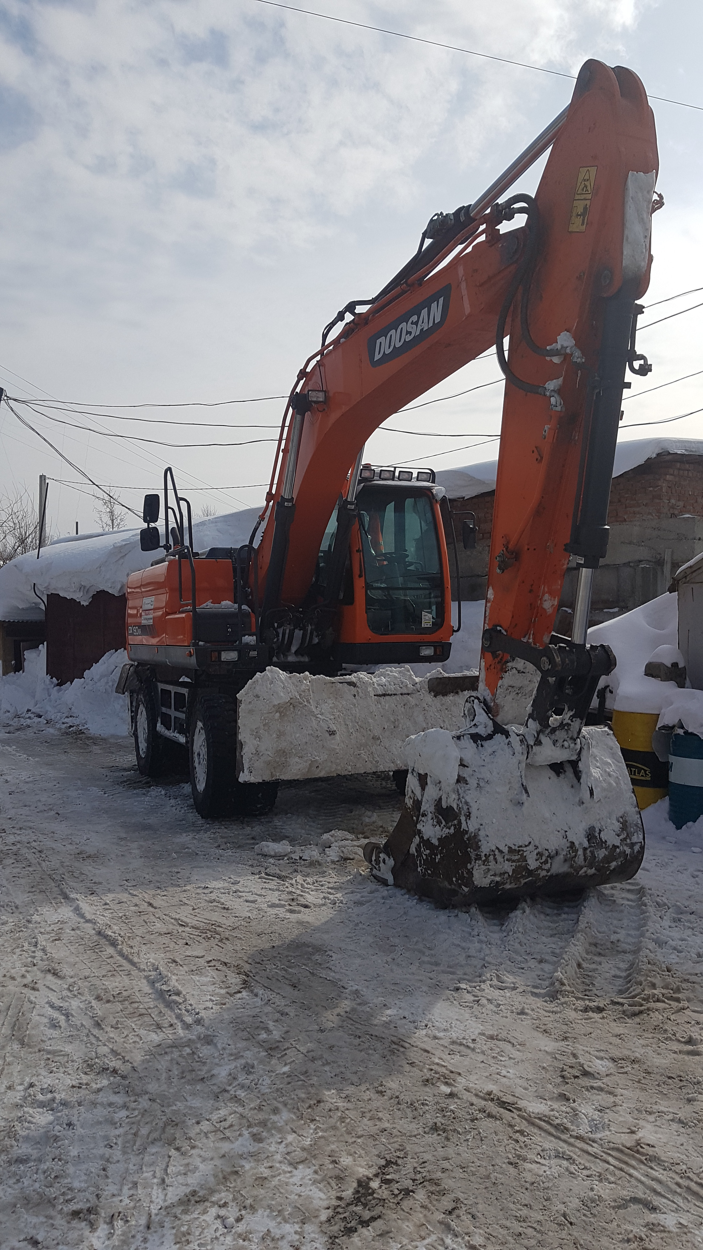 Основное изображение