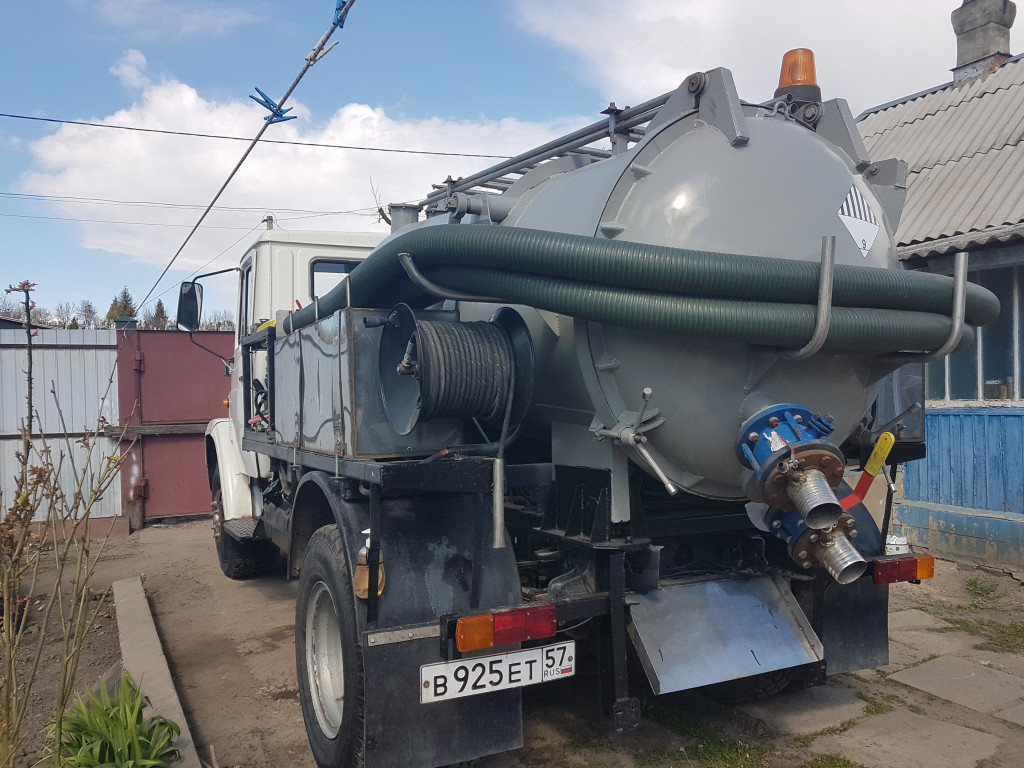 Услуги илососа, ассенизатор. Откачка