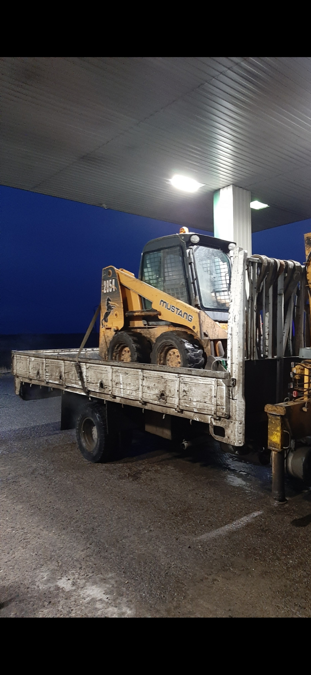 Услуги мини пагрузчика гидрамолот bobcat
