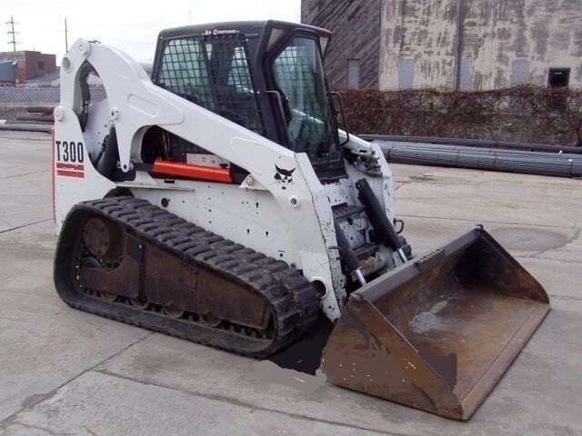 Услуги мини-погрузчика с ямобуром Bobcat t300