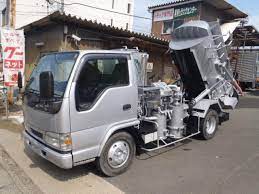 Услуги откачки мини илосос Isuzu Elf
