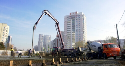 Услуги спецтехники бетононасоса с рукавом