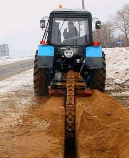 Услуги спецтехники, копка траншей, аренда трактора
