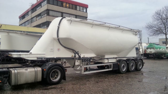 Услуги цементовоза Feldbinder EUT40.3 Mercedes