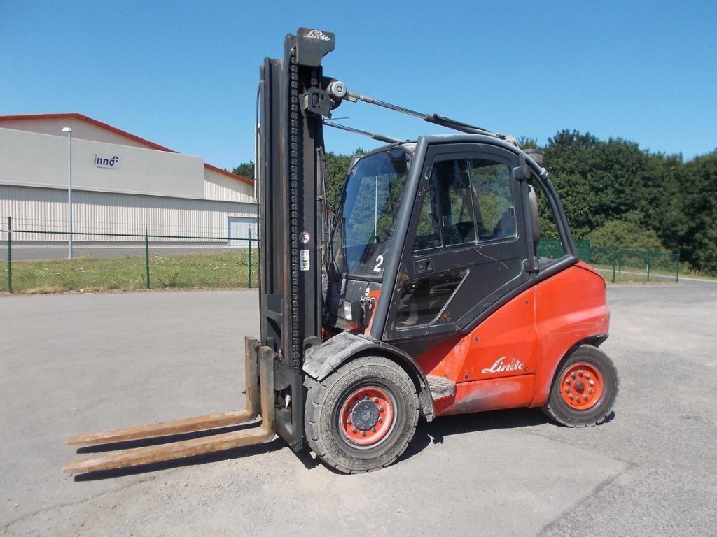 Услуги вилочного погрузчика 5 тонн LINDE H50D
