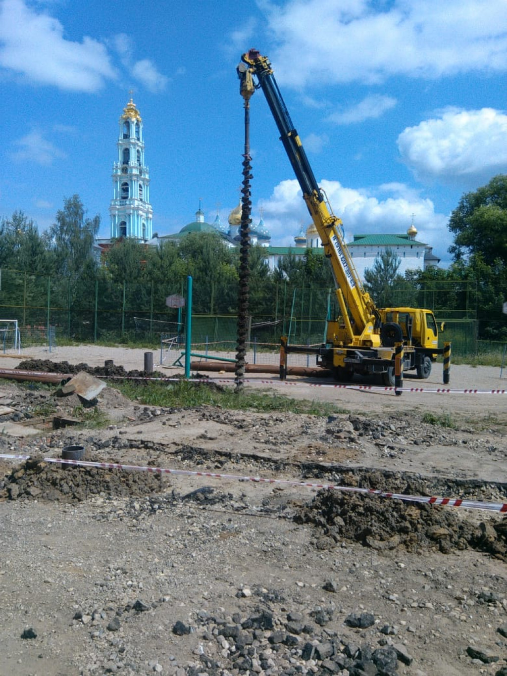Услуги ямобура. Шпунт, сваи, столбы, ЛЭП
