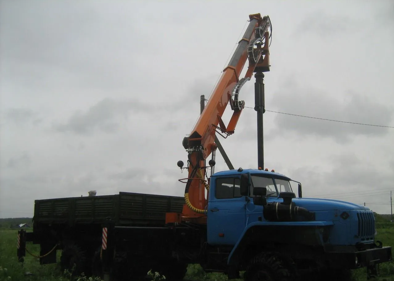 Услуги ямобура, Убм-85. Монтаж больших винтовых св