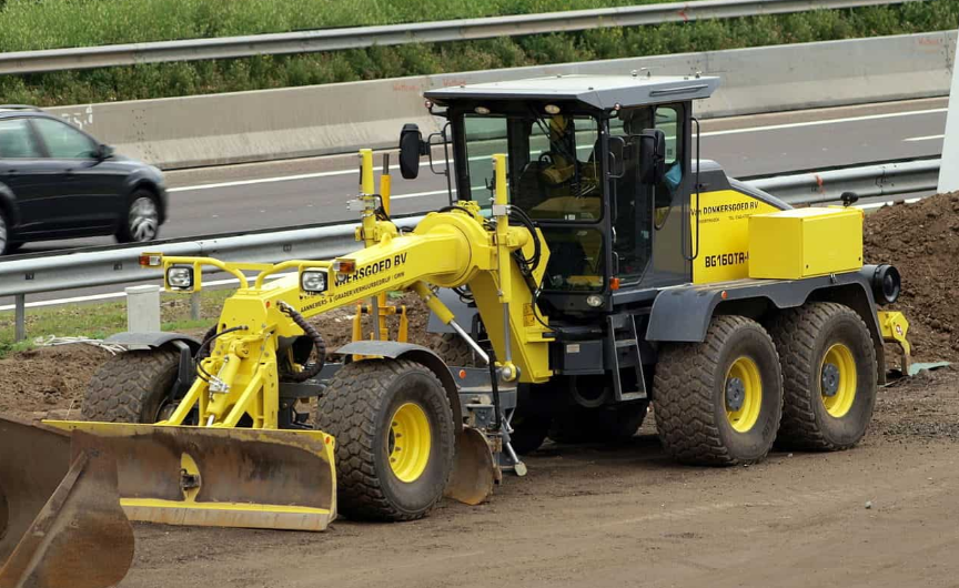 В Аренду автогрейдер «BOMAG BG 160» 16 тонн