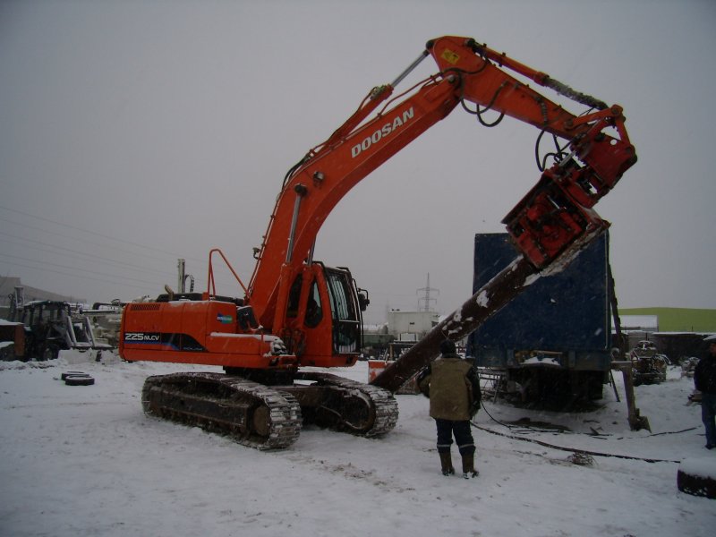 Вибропогружатель на базе экскаватора Hitachi ZX200
