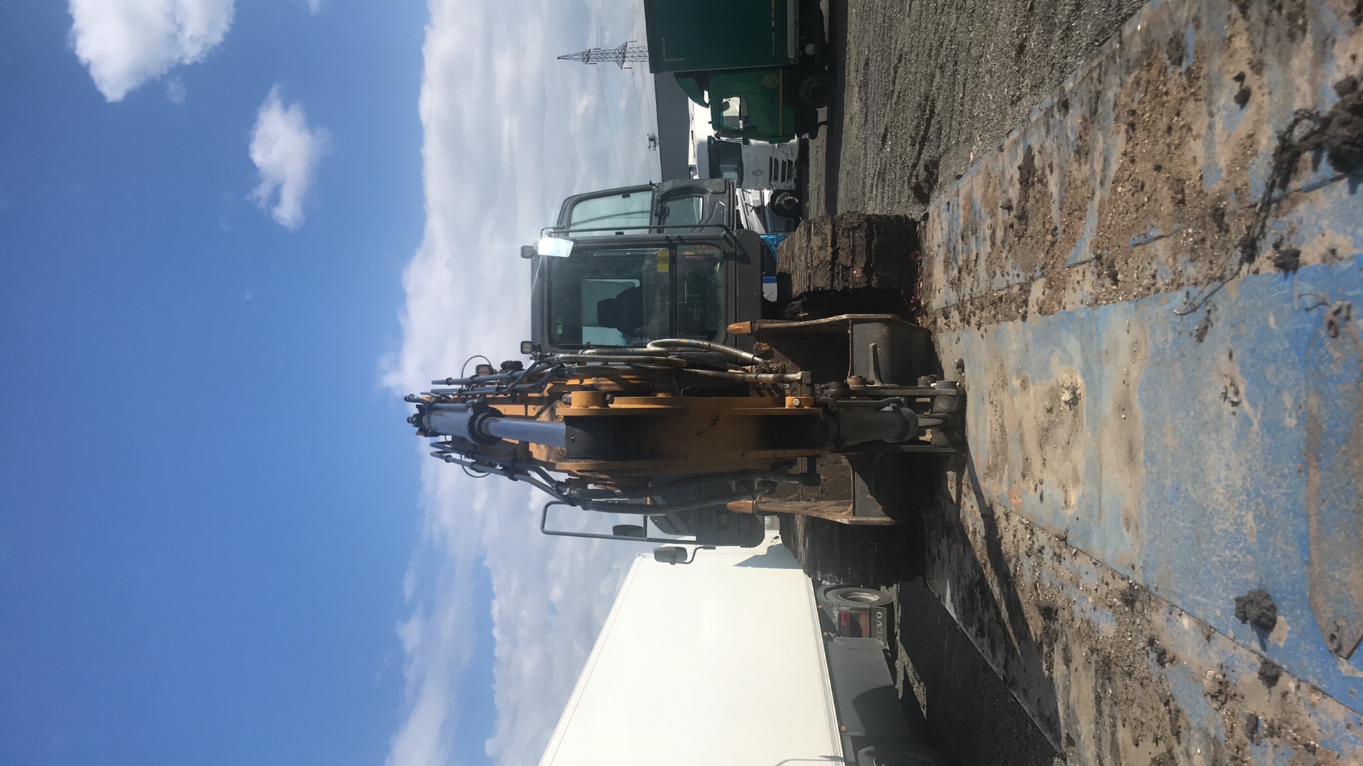 XCMG/MGCM XE180DN