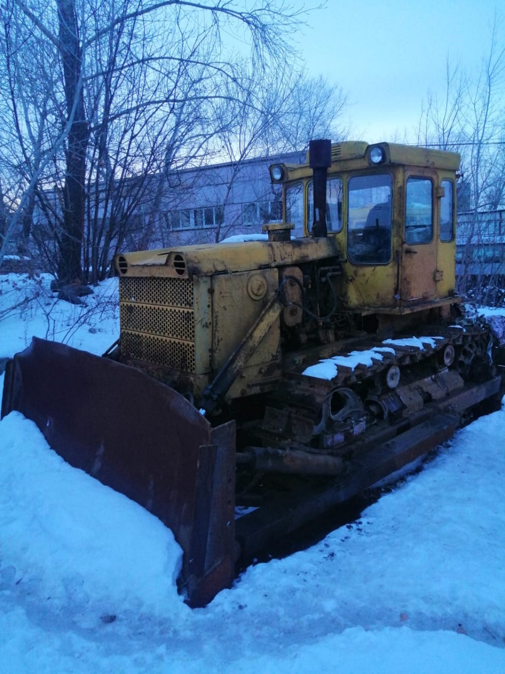 Заказ бульдозера в аренду. Планировка