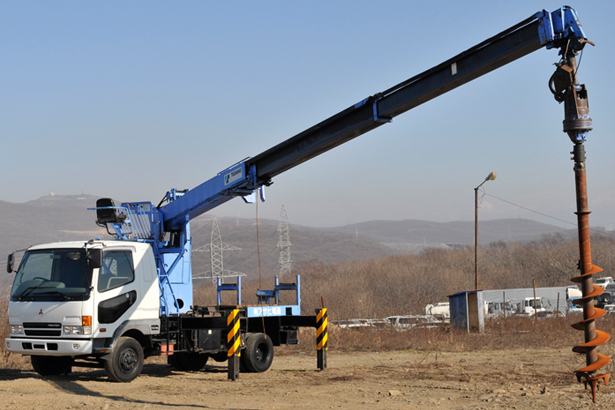Заказать ямобур Tadano DT-620 на шасси Исузу Эльф
