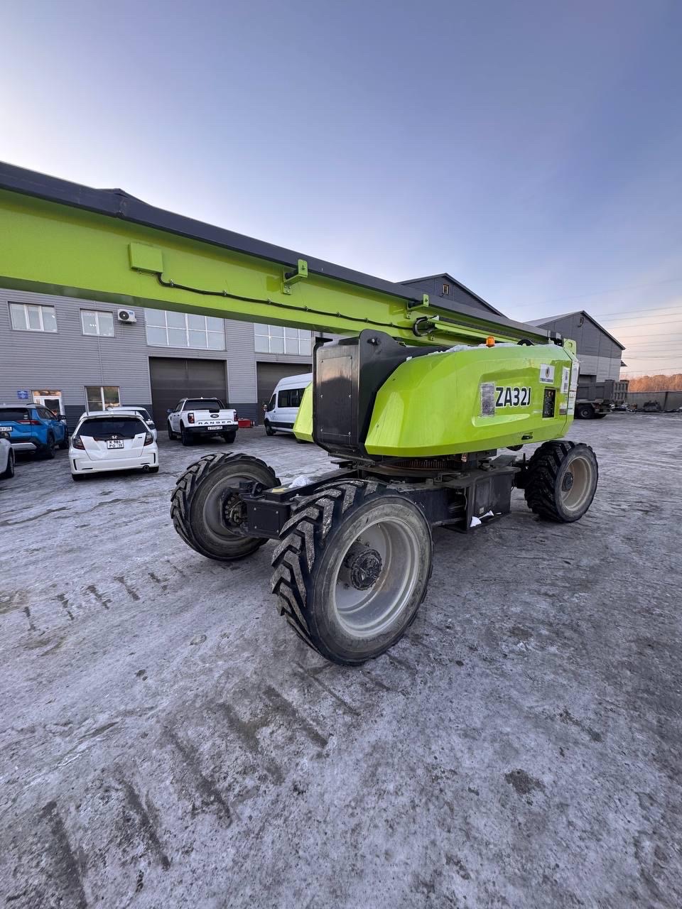 Zoomlion ZA32J Самоходный коленчатый подъемник