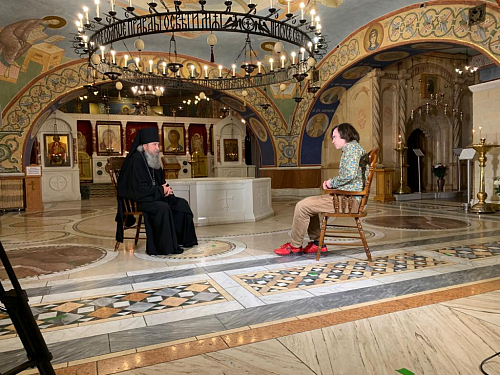 Надо молиться, чтобы Покров был и над нами. Слово архимандрита Мелхиседека (Артюхина)