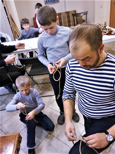 В Воскресной школе прошли занятия по «морскому делу»