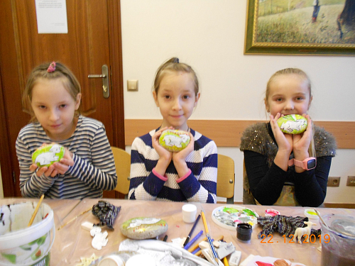 Рисунки на камнях. Рождественский Агнец. 