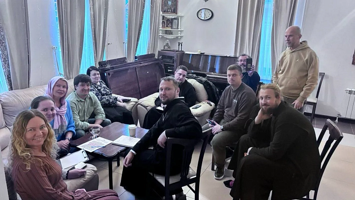Участники огласительной беседы