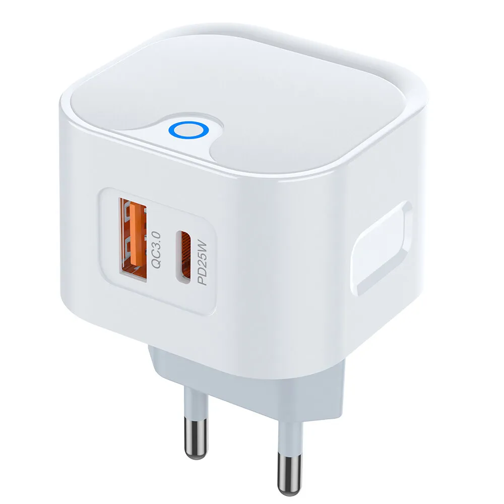 СЗУ PERO TC21 USB-A + USB-C, PD 25W белый