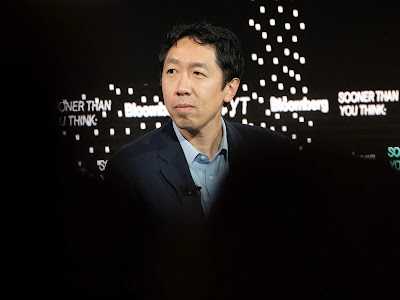 Эндрю Нг (Andrew Ng) участвовал в создании масштабных моделей глубокого обучения