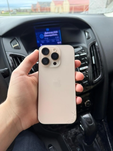 IPhone 16 pro 128 gb