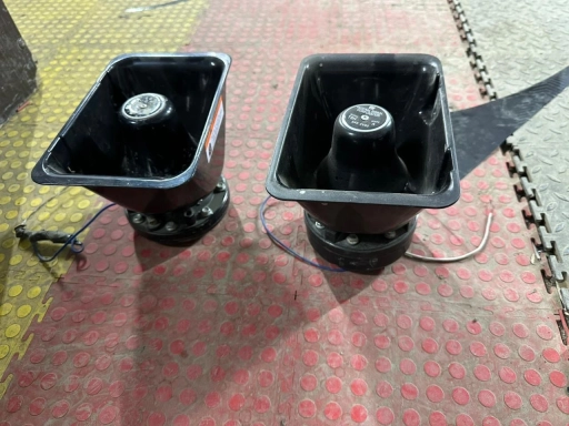 Колонки спец сигнал