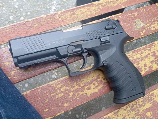 Шумовой пистолет