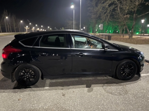 Ford Focus, 2011, 200000км