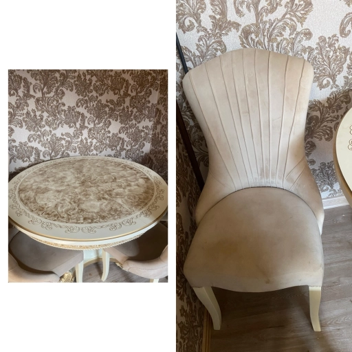 Стол и стулья