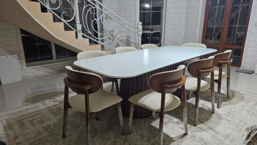 Стол и Стулья