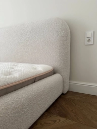 Кровать двухспальная с подъемным механизмом