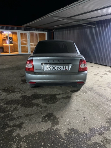 ВАЗ Priora, 2008, 300000км