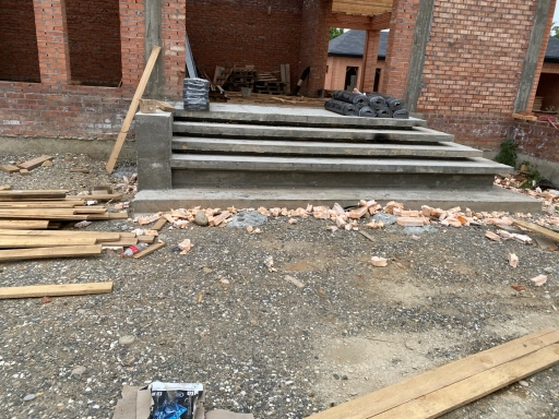 БЕТОННЫЕ ЛЕСТНИЦЫ