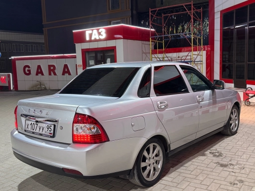 ВАЗ Priora, 2013, 190000км