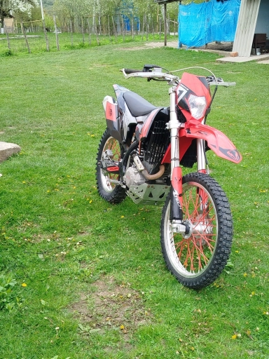 RACER 250