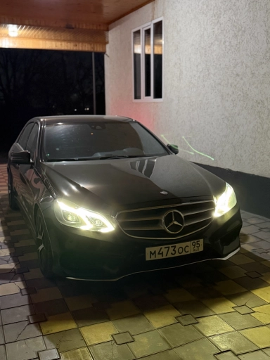 Mercedes-Benz E-Класс, 2013, 200000км