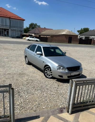 ВАЗ Priora, 10, 320 000км