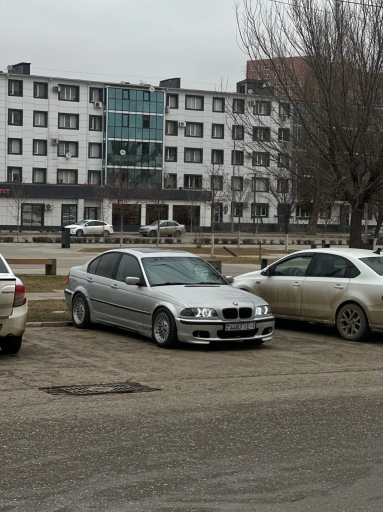 BMW 3 серии, 1998, 350000км