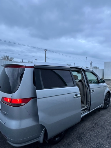 Honda Elysion, 2004, 208000км