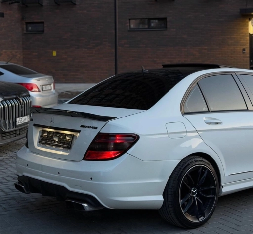 Mercedes-Benz C-Класс, 250000км
