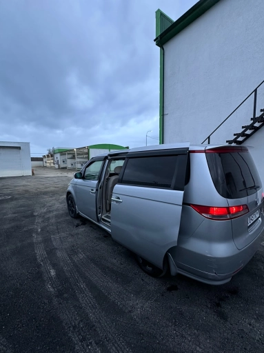 Honda Elysion, 2004, 208000км