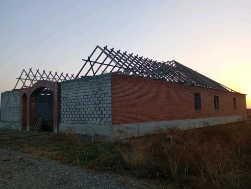 Дом, 550 м², Поселения (ИЖС), 10 сот