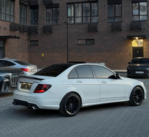 Mercedes-Benz C-Класс, 250000км