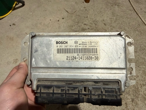 BOSCH компьютер заводской оригинал